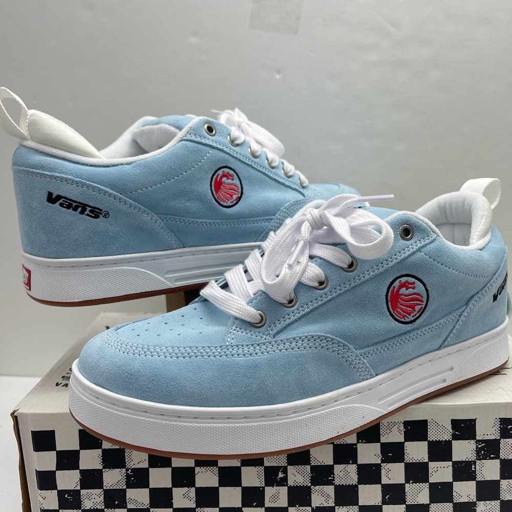 Vans Men’s Skate Cab 4
Baby Blue
VN000D3J689 Sneakers - Picture 9 of 16